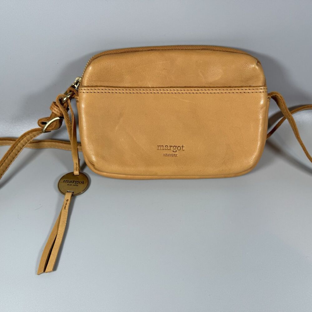 Margot Ryan Phone Crossbody in Cognac